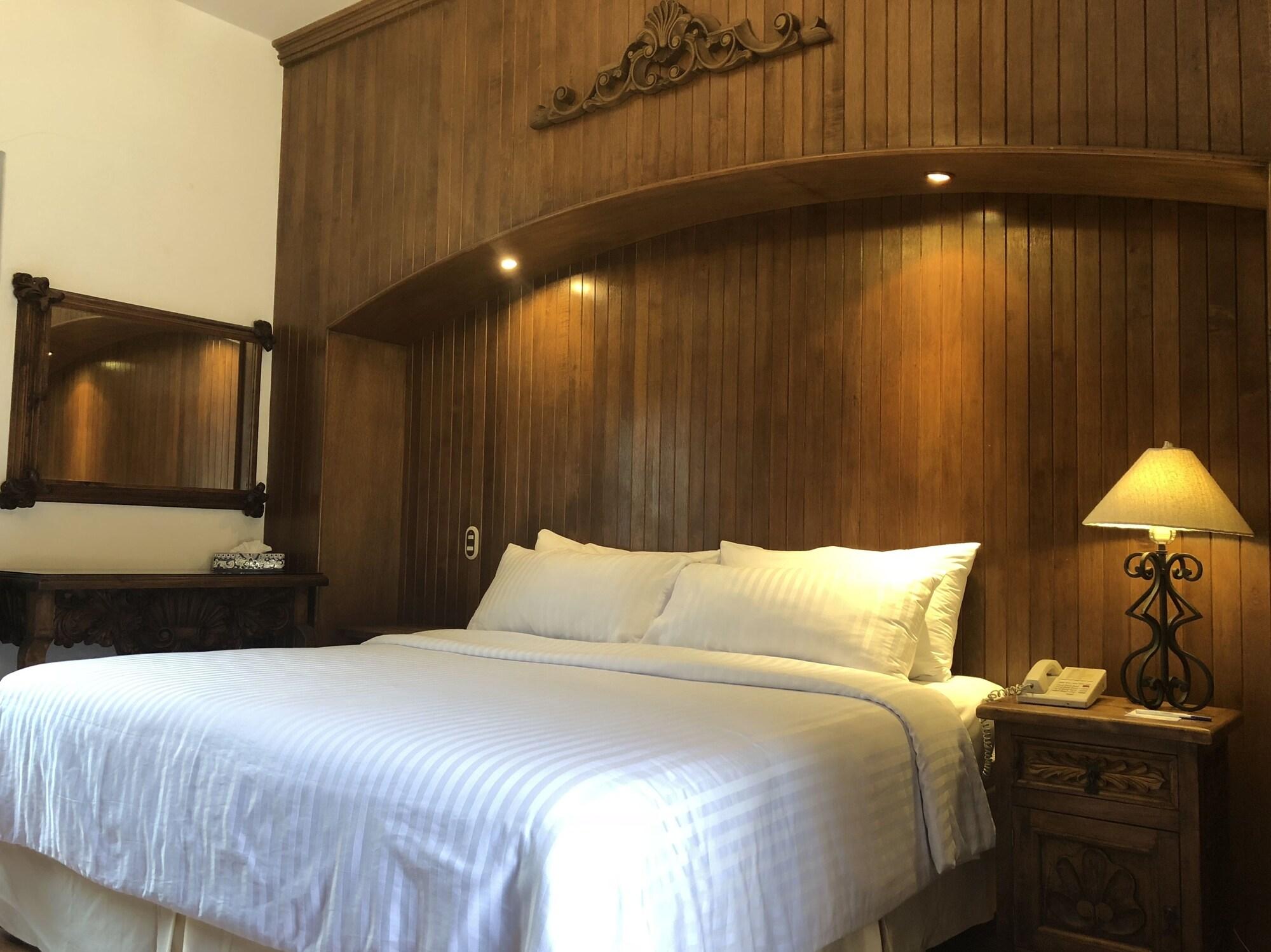 Hotel Mi Solar Centro Uruapan  Zewnętrze zdjęcie