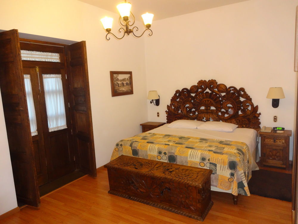 Hotel Mi Solar Centro Uruapan  Zewnętrze zdjęcie
